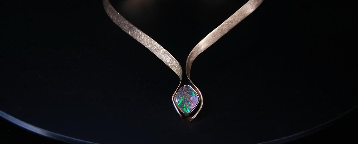 Halsschmuck Opal