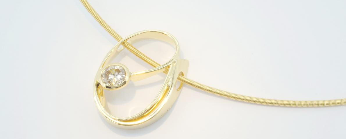 Diamantschmuck Anhänger „Orchidee“ Diamantschmuck Anhänger „Orchidee“