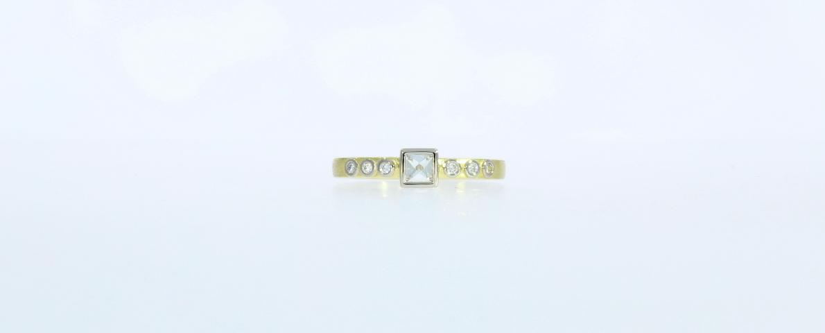 Verlobungsring mit Context Diamond Context Diamond Verlobungsring
