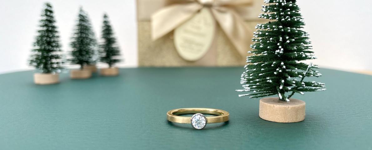 Diamantring Weihnachten