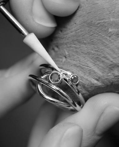 Werkstatt ausgefallener Schmuck Rubin Ring gold