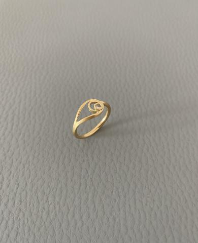 Ring "Blüte" 1.750 € Blütenmeer