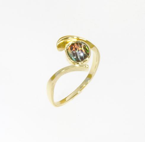 Opalring zart, Gelbgoldring mit Opal
