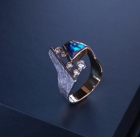 Opal Ring Boulderopal