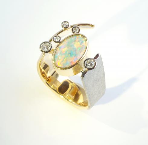 Ring Opal