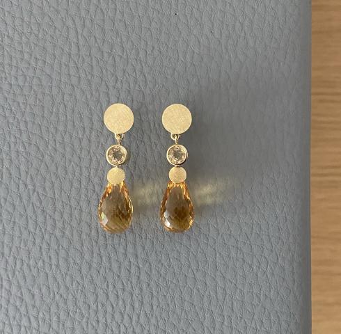 Ohrschmuck "Sunrise", Gold , Citrin 3.080 € Ohrschmuck "Sunrise", Gold , Citrin 3.080 €