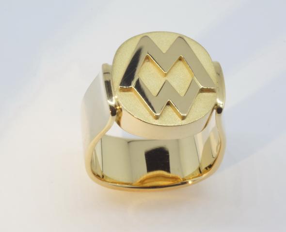 kantiger Männerring Monogramm