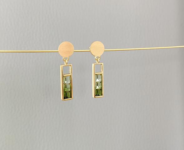 Ohrschmuck green line
