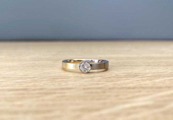 Diamantring "Solitair" 2.950€ Diamantring