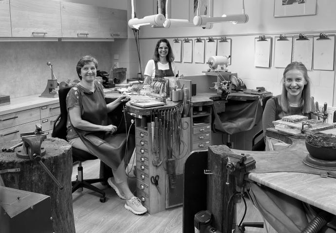 Bettina Zimmer, Andrea Kämper und Alicia Kruse Werkstatt Goldschmiede Telgmann