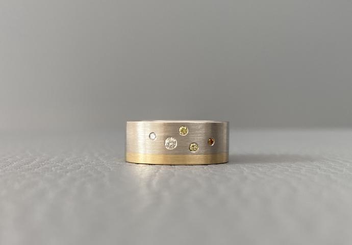 Ring "million stars", Silber, Gold mit Brillanten Ring "million stars", Silber, Gold mit Brillanten