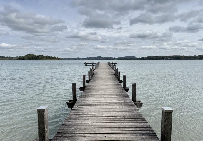 Steg am See